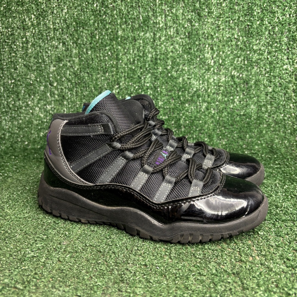 Air Jordan 11 Alternate Gamma Low Patent Leather Sport Basketball Black Youth 3Y